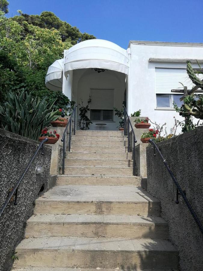La Mouette Di Nico Villa